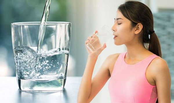 10 Lợi ích cho cơ thể khi uống nước sạch
